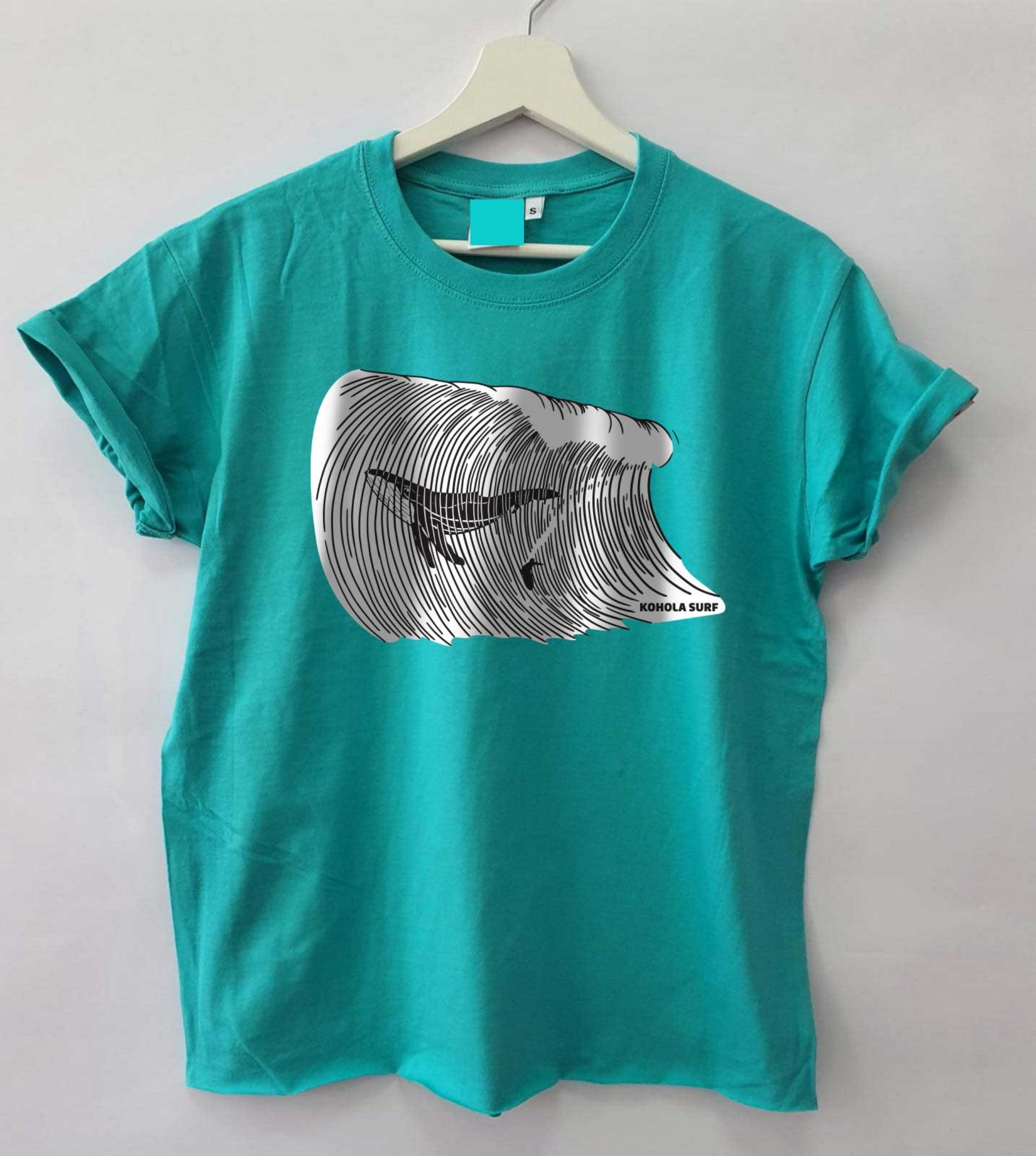 Big Whale Surfing Loose Fit Woman T-Shirt