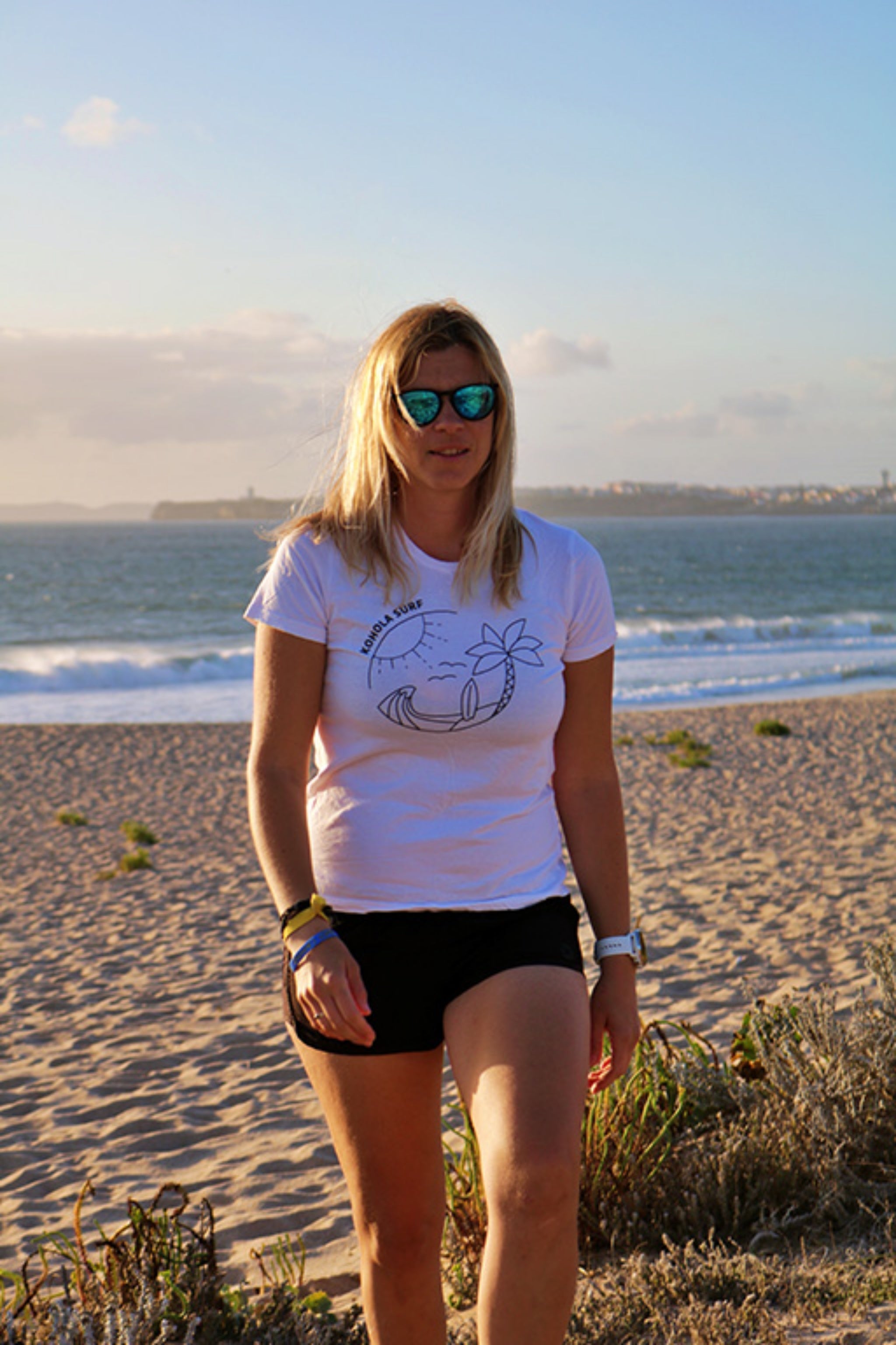 Kohola Beach Woman T-Shirt